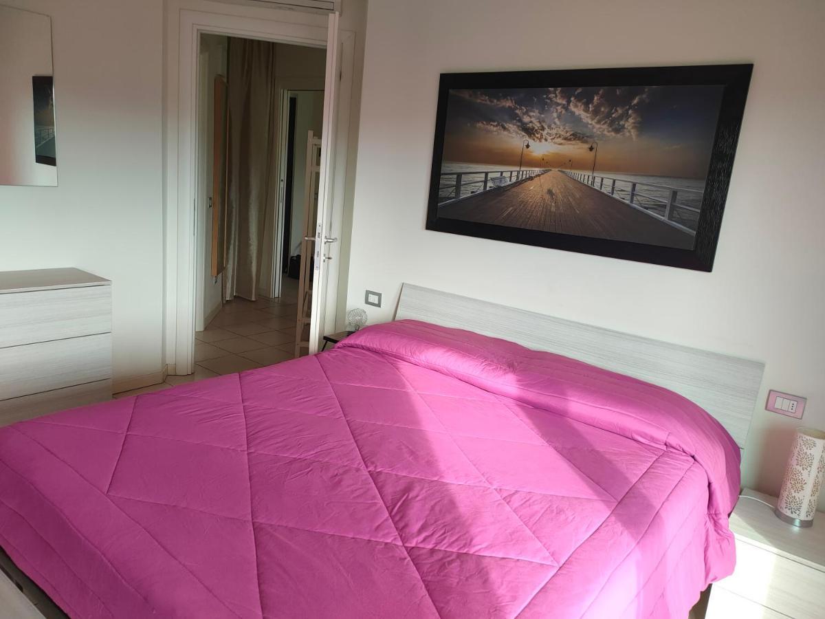 Appartamenti Ticino Sesto Calende Luaran gambar