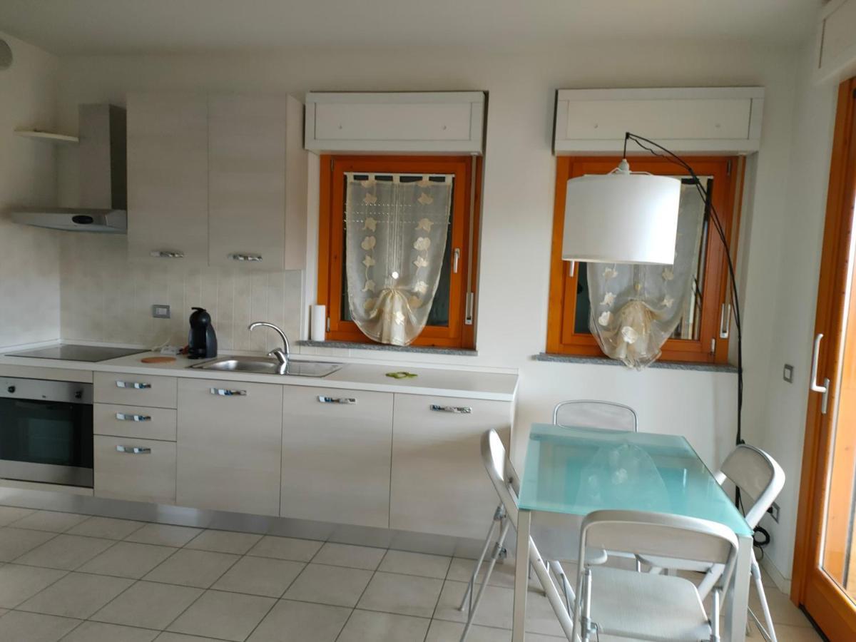 Appartamenti Ticino Sesto Calende Luaran gambar